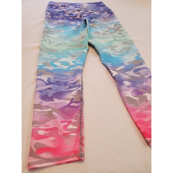 Evolution and Creation EVCR Rainbow Camo Capri Leggings Women’s Medium Bright - Picture 6 of 10